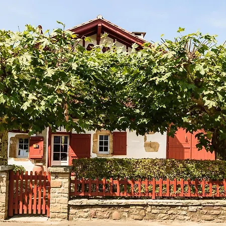 Maison Dominxenea Sare