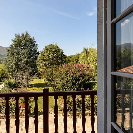 Maison Dominxenea Sare