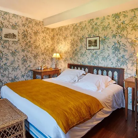 Maison Dominxenea ベッド・アンド・ブレックファスト 3*