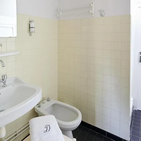 Maison Dominxenea 3*