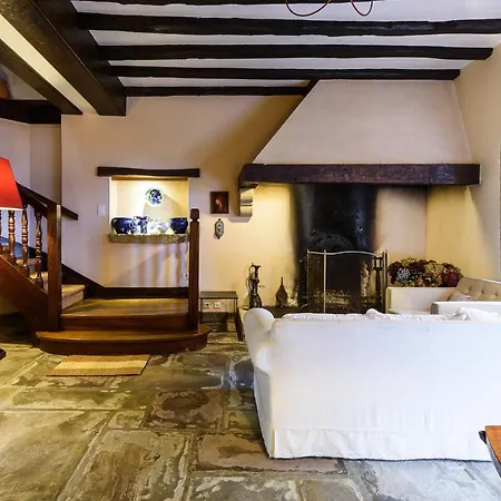 ベッド・アンド・ブレックファスト Maison Dominxenea 3*