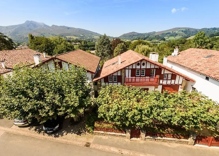 Maison Dominxenea Frühstückspension Sare